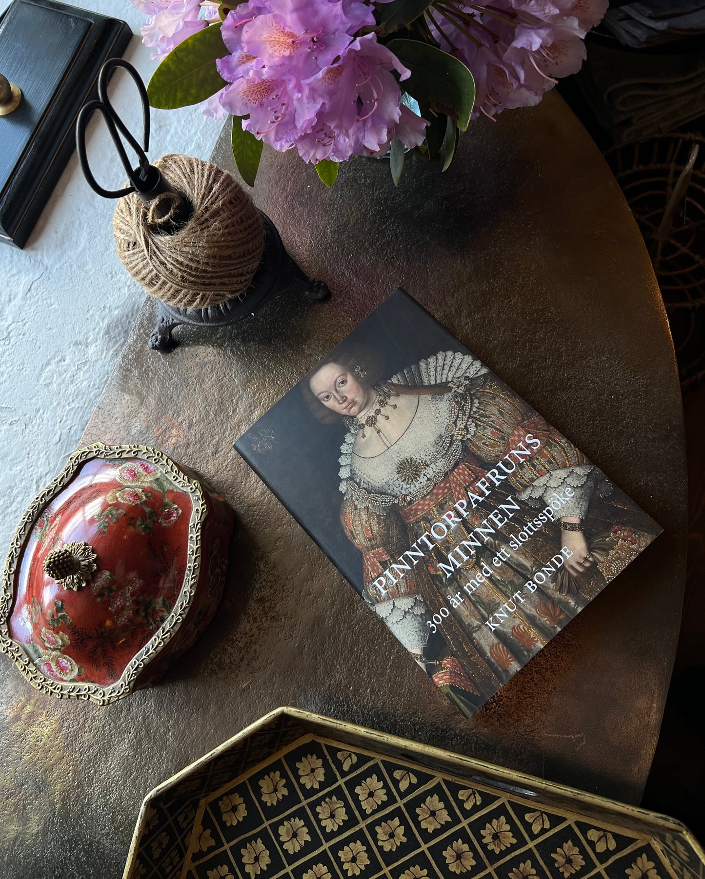 Bok, Pintorpafruns minnen