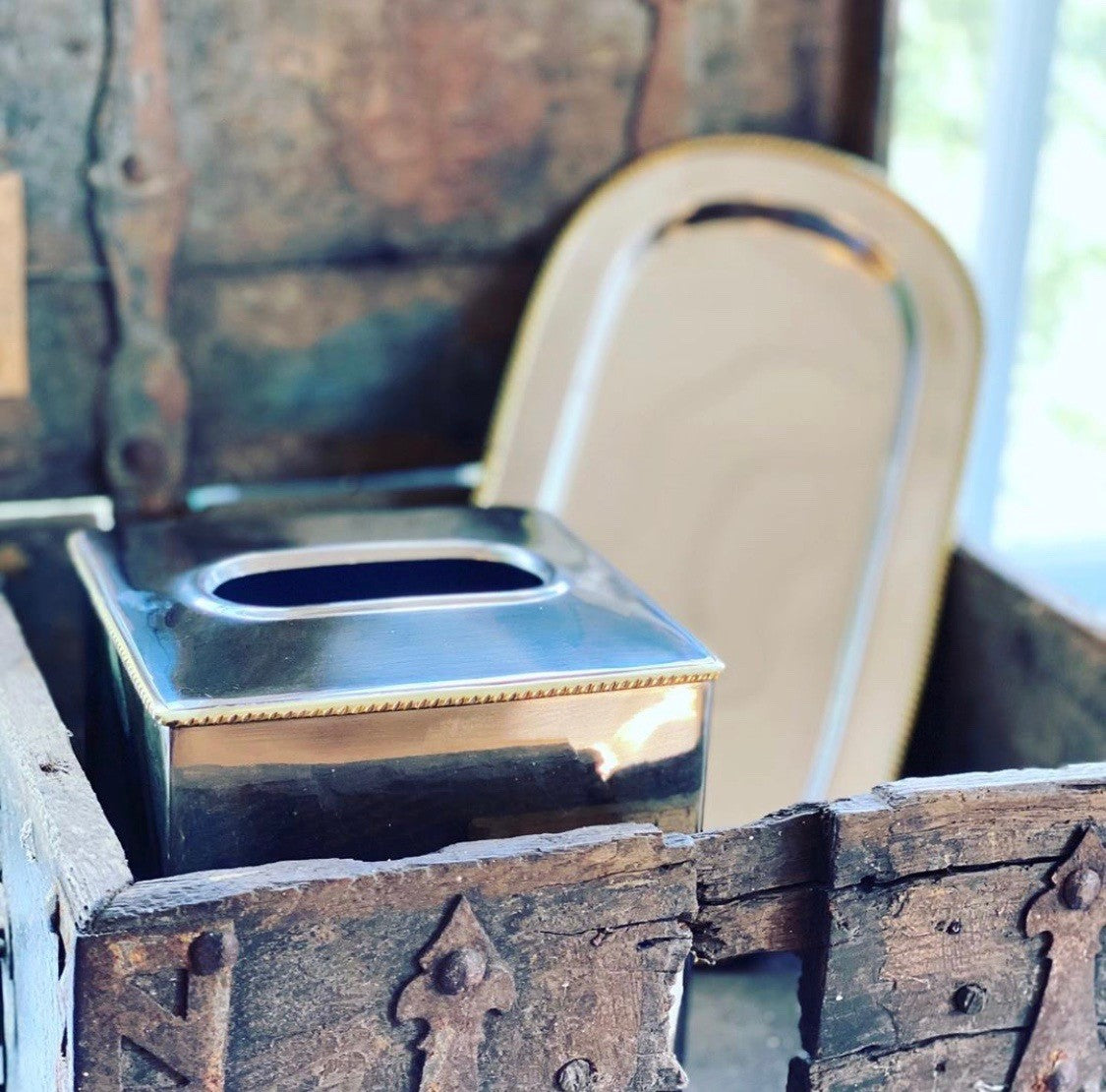 Servetthållare, Bri