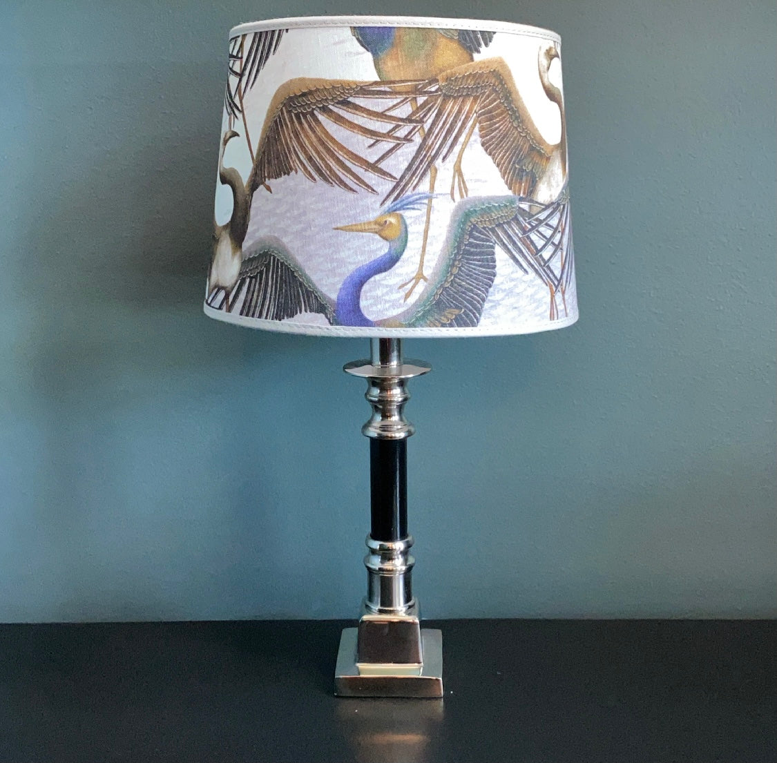 Lampfot, Zara